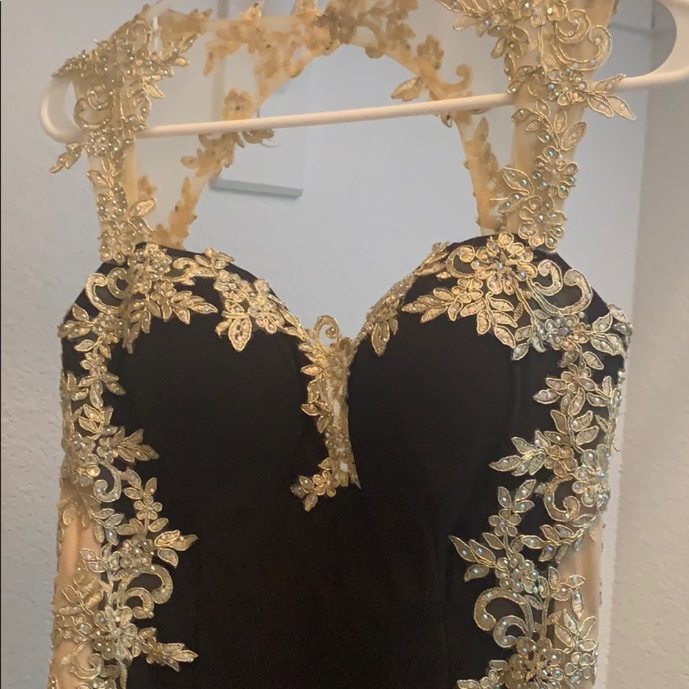 Elegant Black evening gown